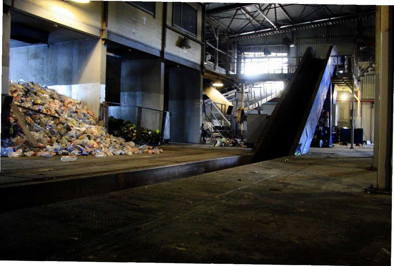 полигон тбо спб. крупногабаритная утилизация. южная полигон тбо спб. утилизация отходов спб. сортировка мусора.