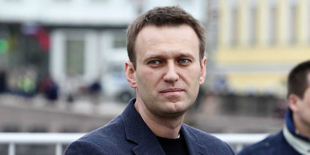 Какая-никакая, а кандидатка, а ты кто, Леша? – Навальный возомнил себя Тихановской