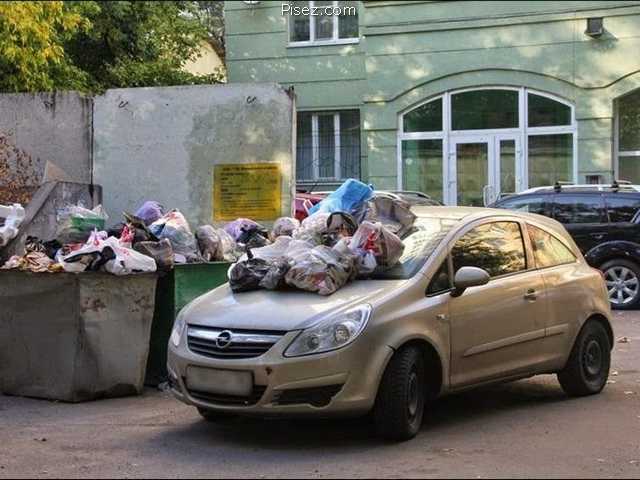 Чиновники уверены, что главная проблема в Янино – неправильная парковка машин, а не тухляк «МПБО-2»