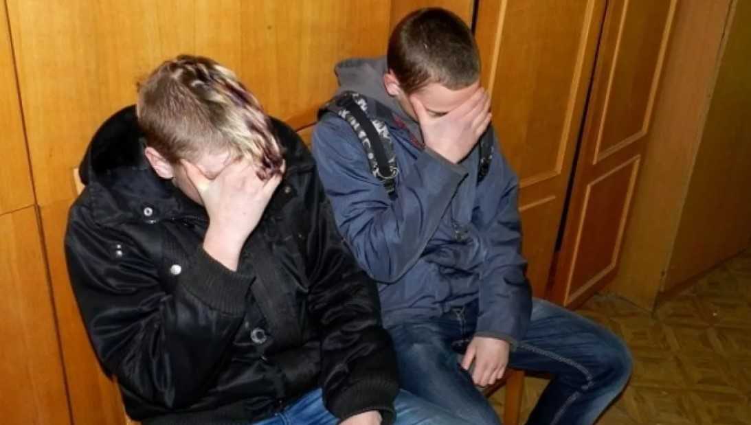 После несогласованных акций в Петербурге составили более 30 протоколов на подростков