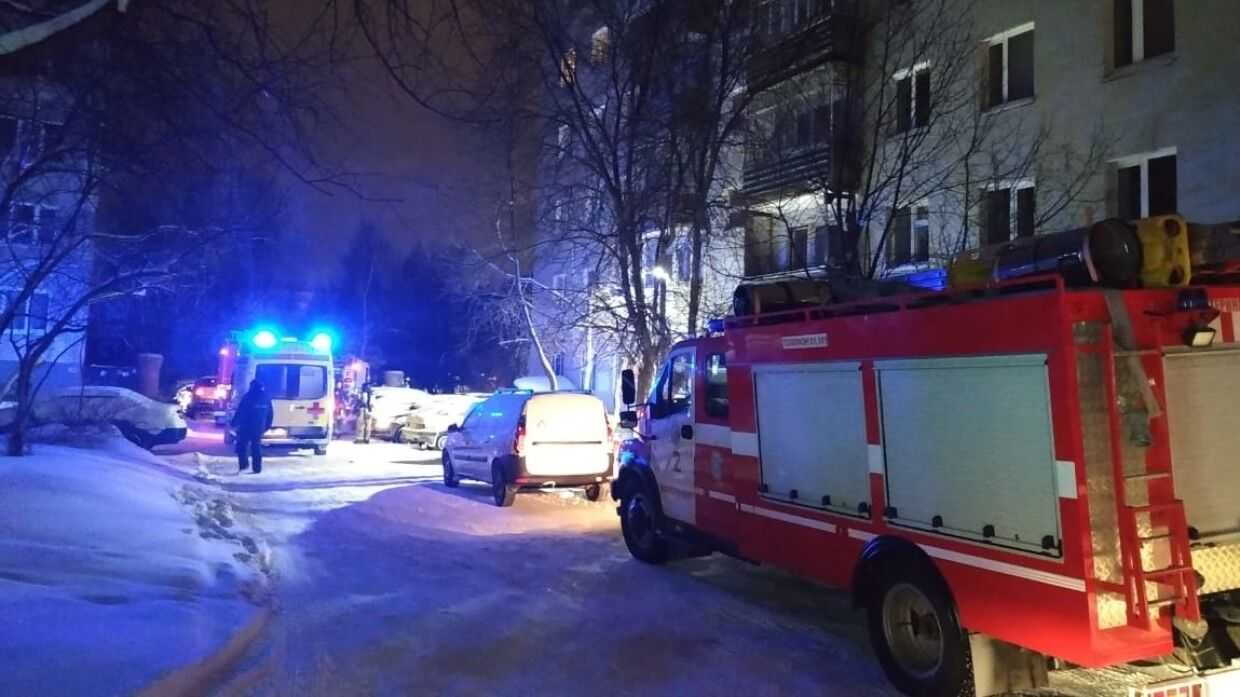Московский полицейский спас женщину во время пожара