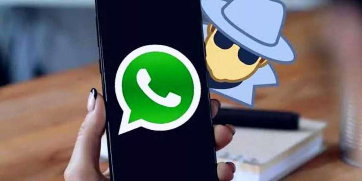 Всевидящее око: спецслужбы подмяли под себя WhatsApp, а мессенджер - пользователей