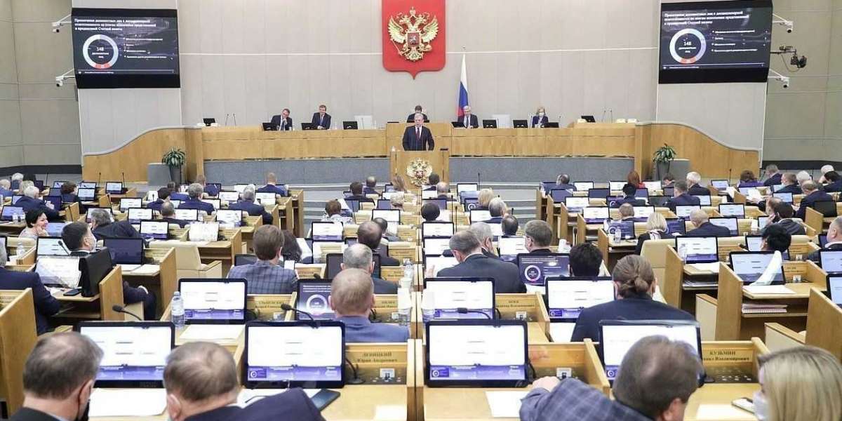 Госдума приняла закон о расширении федеральной части партийных списков до 15 кандидатов