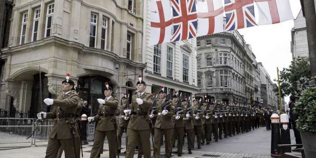 Британские военачальники прикрывают огромный оборонный бюджет «российской угрозой»