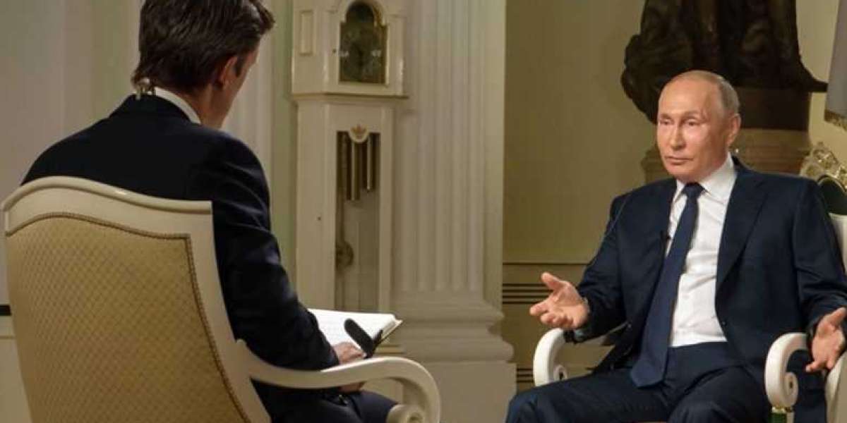 Как последнее хамло: журналист NBC перебивал Путина во время интервью