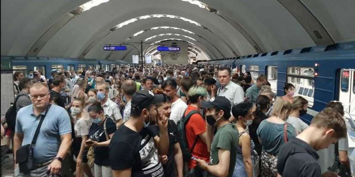 Некомпетентность Соколова обернулась коллапсом транспортной системы Петербурга