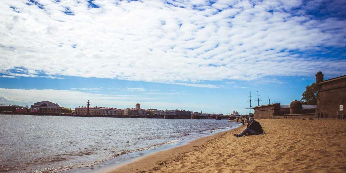 Петербуржцам разрешили купаться на 15-ти городских пляжах