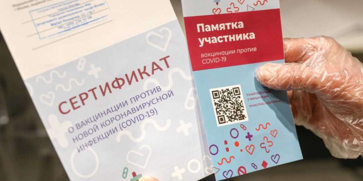 Кремль назвал условие для признания иностранных вакцин и сертификатов в России