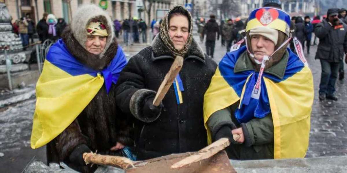 Киевский политолог назвал будущий бюджет Украины антисоциальным