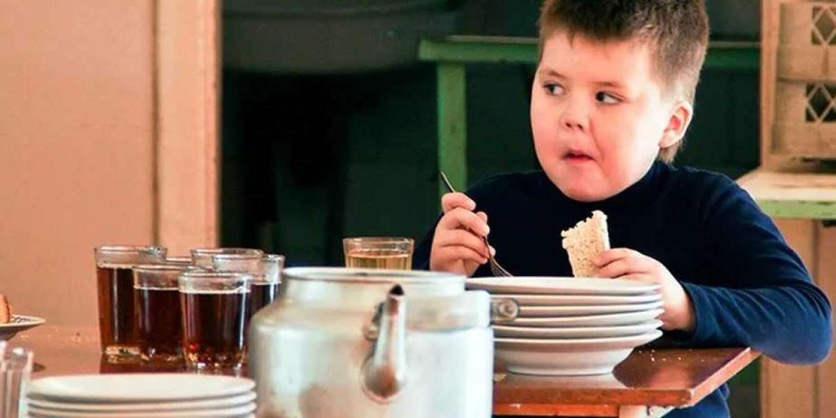Аппетит не придет во время еды: «Воскресенье» кормит детей баландой