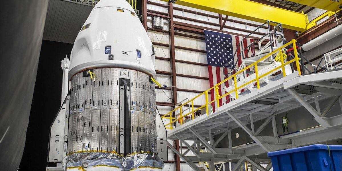 SpaceX не озаботился герметизацией туалетов на своих космических кораблях