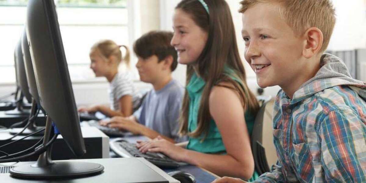 Видеоигры стали приходить в школы: чем они полезны для детей