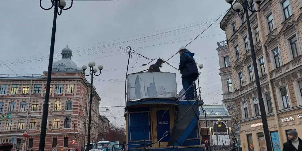 Памятник конке покинет свое привычное место у станции метро «Василеостровская»