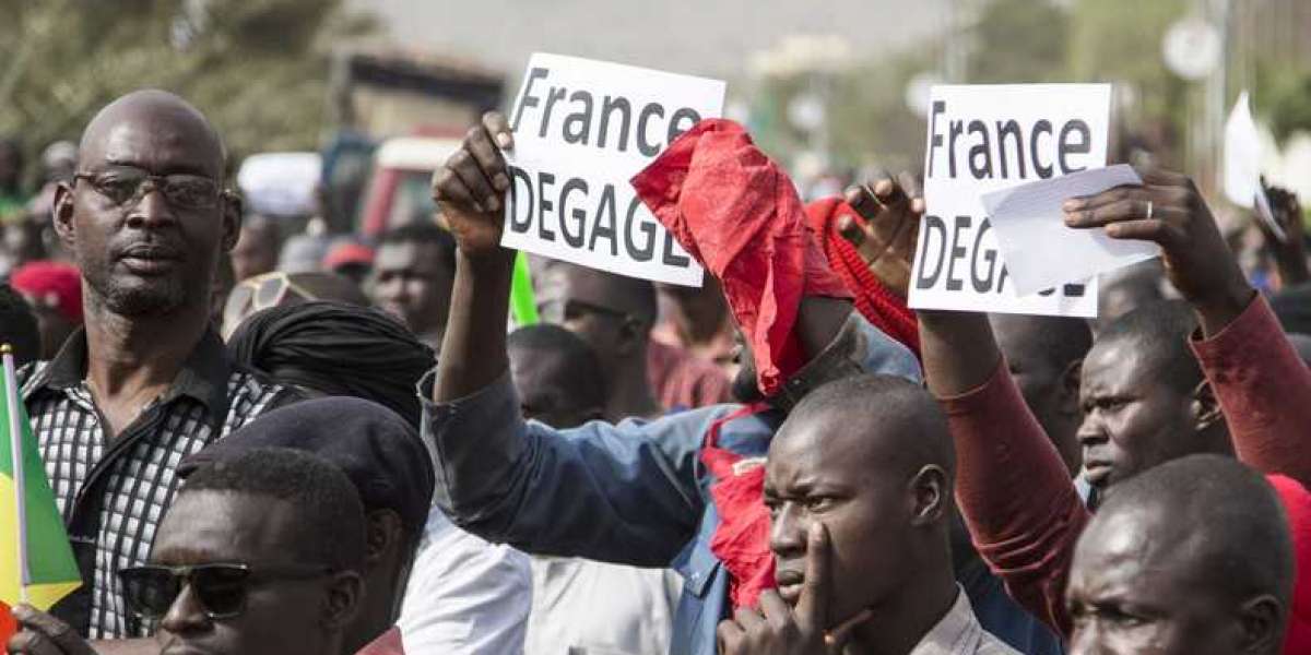 Шугалей объяснил, зачем Франция открыла «фабрику радикалов» в Мали