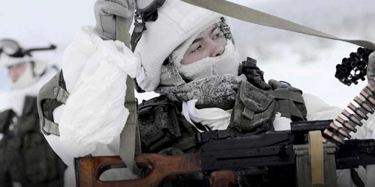 Российские военные оттачивают мастерство в суровых землях Арктики