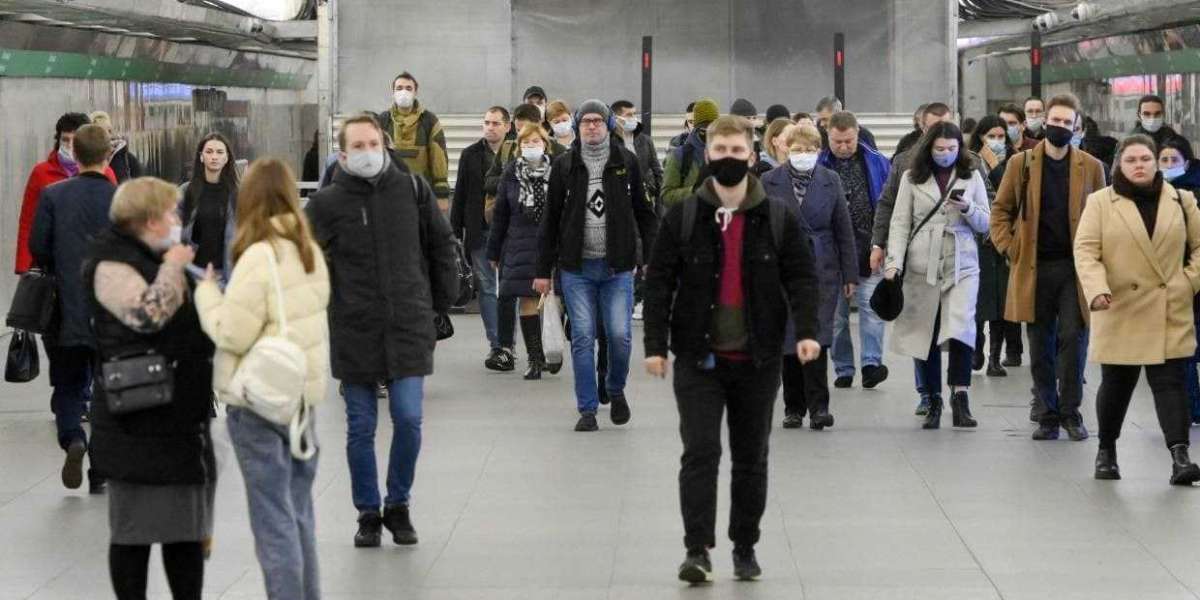 Петербургский метрополитен продлил масочный режим