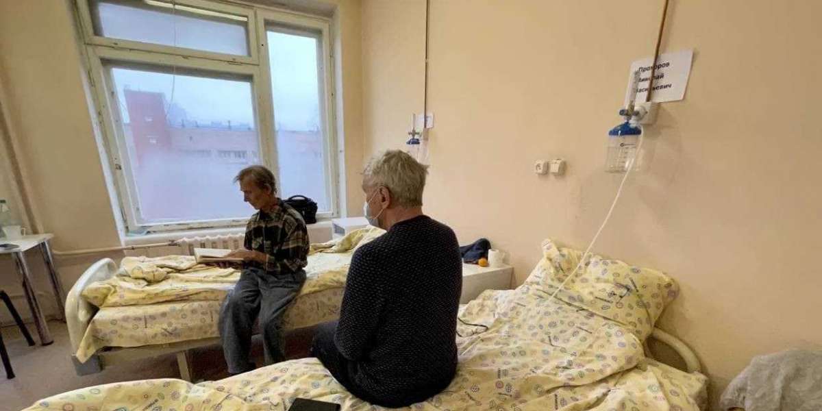 Дополнительные койки для ковид-пациентов развернут в Петербурге после выходных