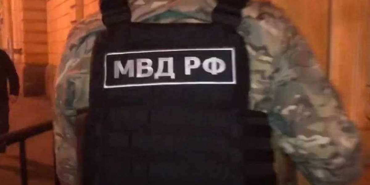 Оперативники Петербурга задержали более 40 предполагаемых лжеминеров