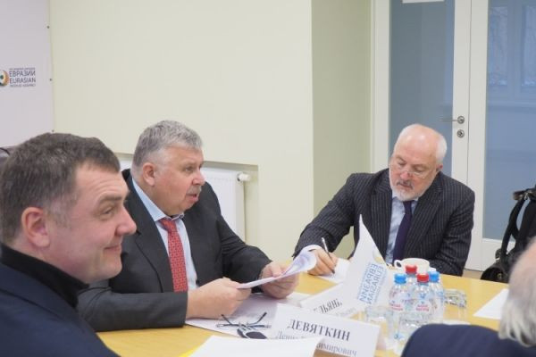 Ассамблея народов Евразии выдвинула инициативу создания Евразийского почтового союза..