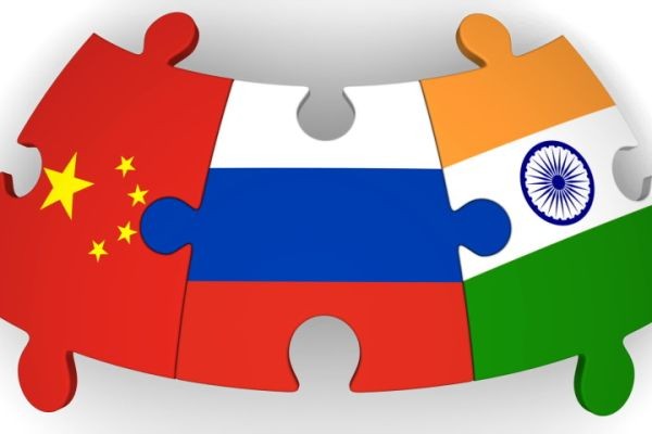 Россия, Китай и Индия строят антифашистский фронт против НАТО