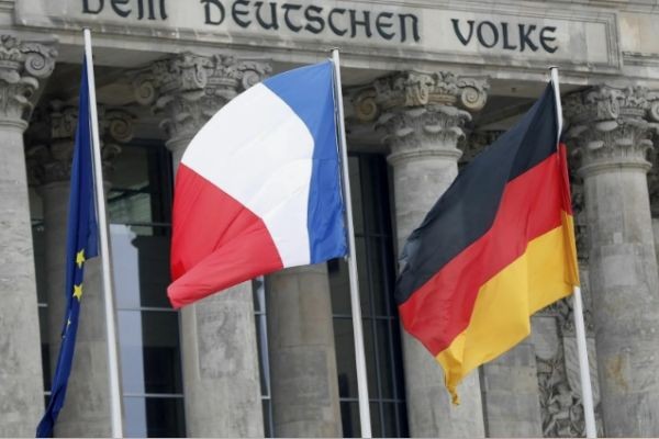В Германии хотят заморозить конфликт, во Франции - тупо напуганы перспективами войны..