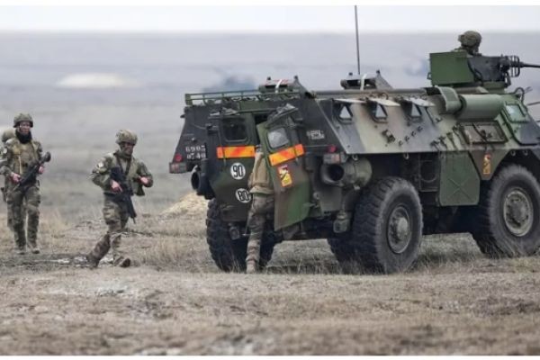 Макговерн: Франция не должна втягивать НАТО в конфликт на Украине