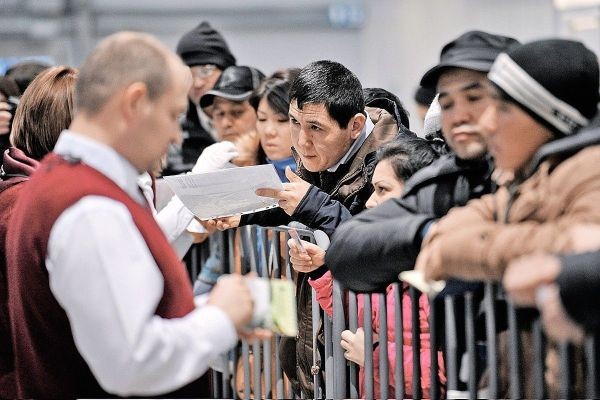 Миграционное лобби: почему Госдума не хочет лицензировать трудоустройство мигрантов ..