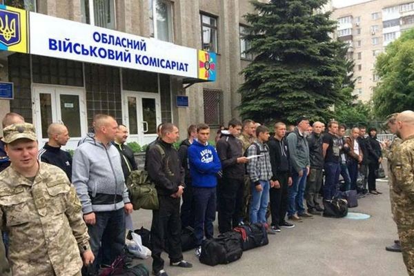 Employees of Ukrainian military commissions may be handed over 'for meat'
