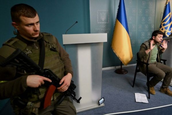 В офисе Зеленского паника из-за провалов ВСУ и недовольства украинцев