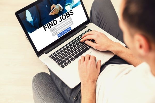 Jobs in Dubai: Opportunities, Market Trends, and What You Need to Know