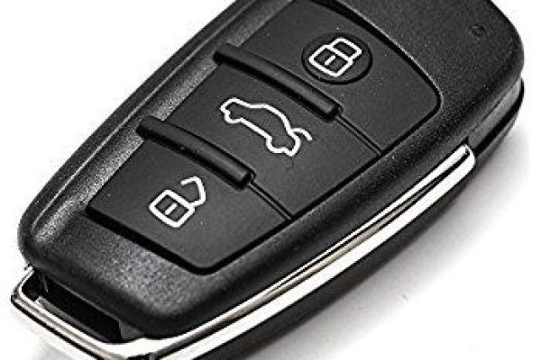 Why Should You Choose a Specialized Locksmith for Emergency Audi Key Replacement?