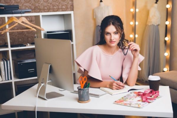 Creating Stunning Portraits with AI: How Runhorse Makes It Easy