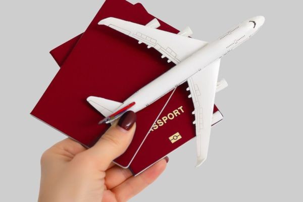 Moving to the United Kingdom: Checklist and Tips