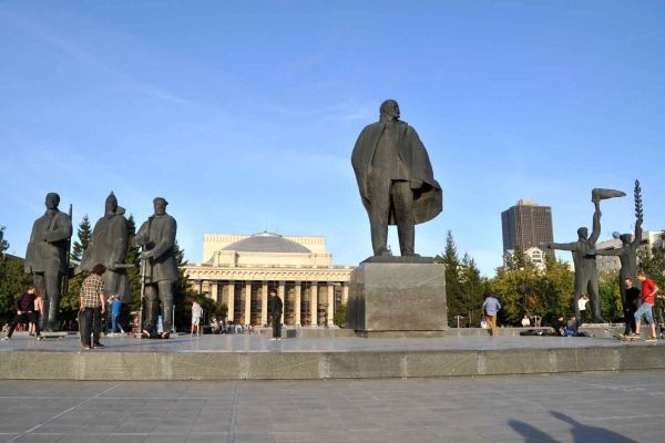 Участники Всероссийского проекта «ЭтНик: кадры решают» презентуют свои проекты в Новосибирске..