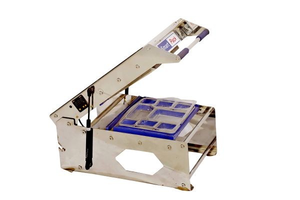 Tray Sealing Machines Market Market Size Analysis: Growth Opportunities Across Bakery, Confectionery, and Dairy Segments