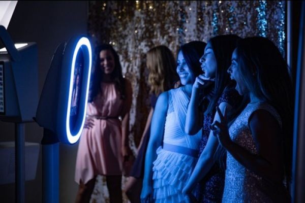 360-Degree Photo Booth Services