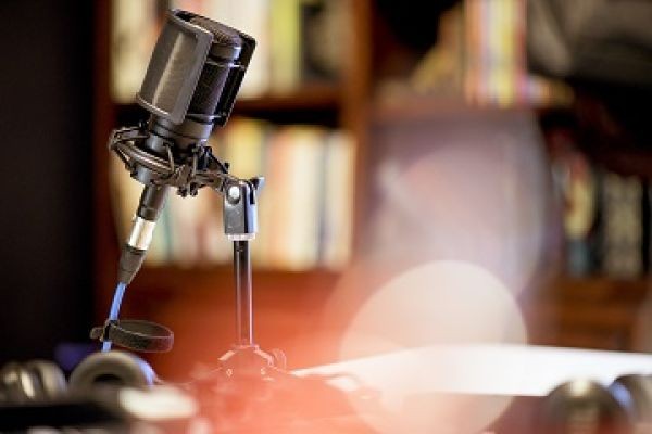 Why Are Skilled Interpreters Crucial for Seamless International Collaboration?