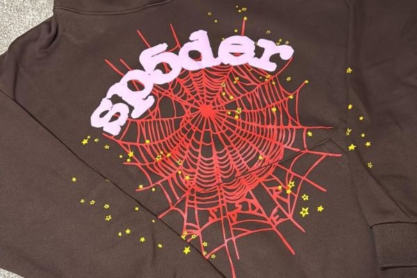 Spider Hoodie – Iconic Web Graphic