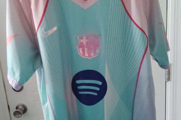 ĆWICZENIA POPRAWIAJĄCE SIŁĘ STRZAŁÓW W PIŁCE NOŻNEJ