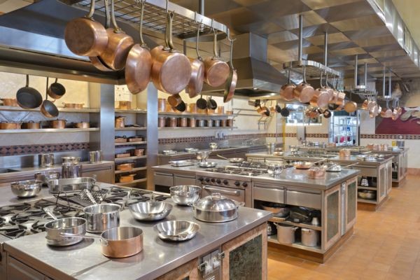 Ghost kitchen market cross border opportunities reshaping international food brands