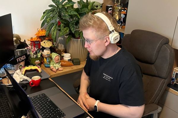 Всё может работать на продвижение, если понимать алгоритмы и тренды: участники проекта «Языковая арт-резиденция. Музыка слова» освоили азы работы в со..