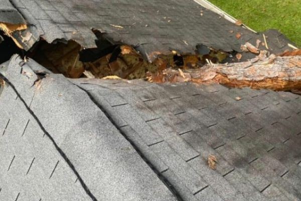 Why Emergency Roof Repair Long Island Services Matter