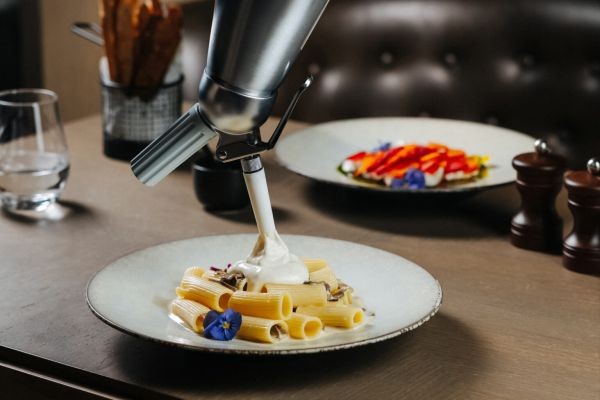 Best Shisha Flavors to Try in Dubai This Season