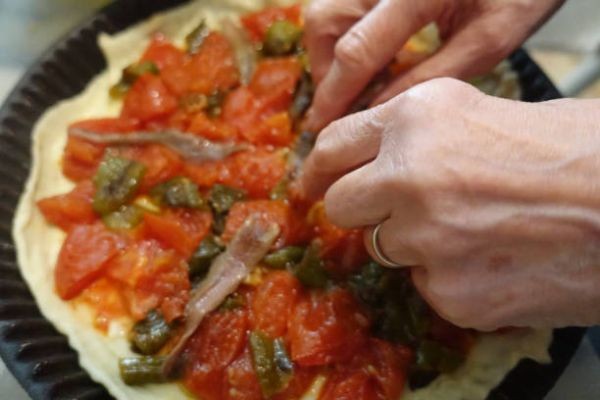 Why Aaoji Restaurant & Cafe is the Must-Visit Indian Restaurant in Bilaspur