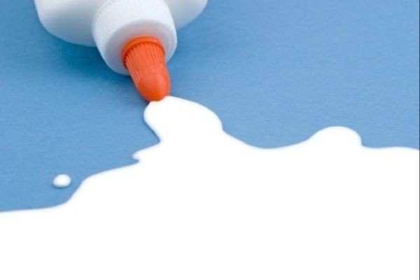 Fabric Glue Market Restraints Limiting Adoption, Performance Perception, and Growth