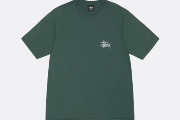 Stussy streetwear trends people follow today online