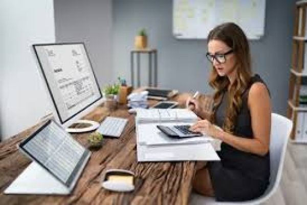 How do you identify a trustworthy online tax consultant in London?