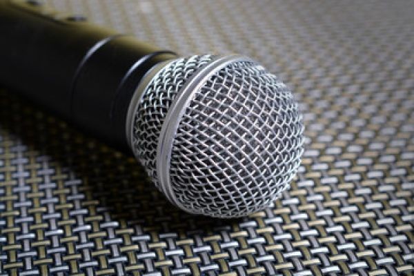 Why Do Financial Institutions Need Malayalam Translation Services?