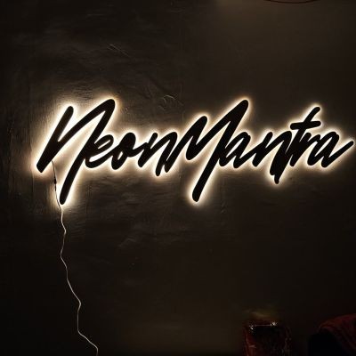 Neon Mantra avatar