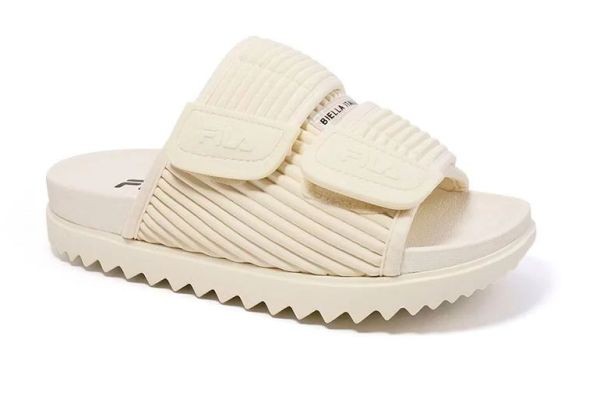 เลือกรองเท้า FILA ผู้หญิง ให้เหมาะกับทุกไลฟ์สไตล์